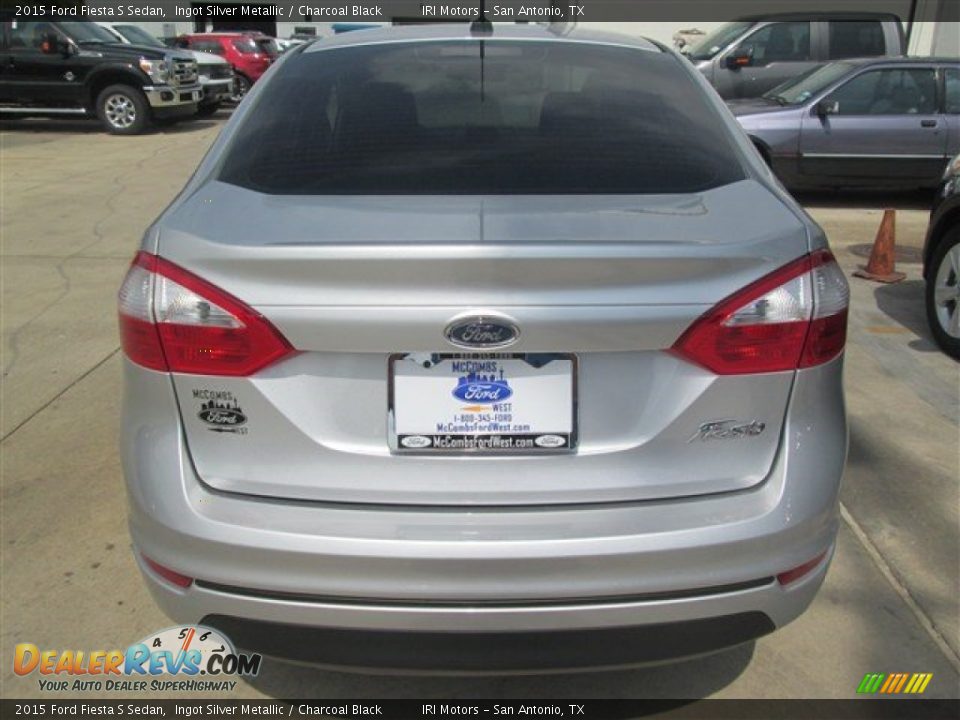 2015 Ford Fiesta S Sedan Ingot Silver Metallic / Charcoal Black Photo #11