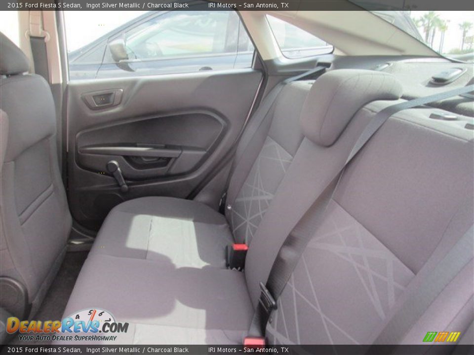 2015 Ford Fiesta S Sedan Ingot Silver Metallic / Charcoal Black Photo #12