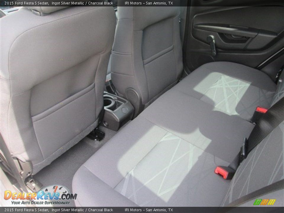2015 Ford Fiesta S Sedan Ingot Silver Metallic / Charcoal Black Photo #14