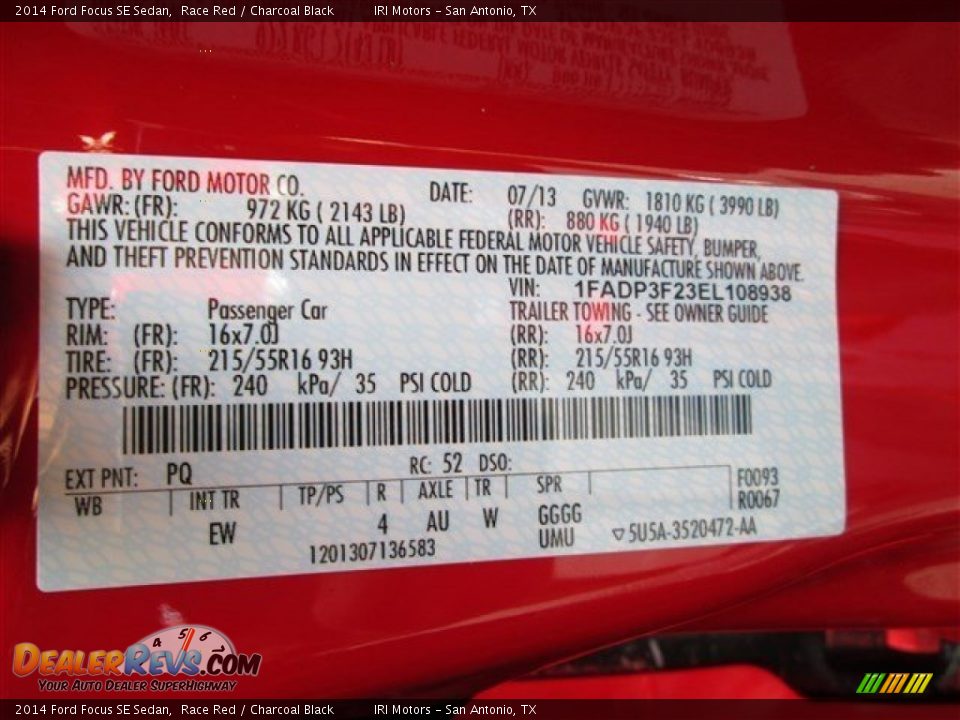 2014 Ford Focus SE Sedan Race Red / Charcoal Black Photo #11