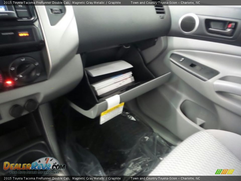 2015 Toyota Tacoma PreRunner Double Cab Magnetic Gray Metallic / Graphite Photo #22