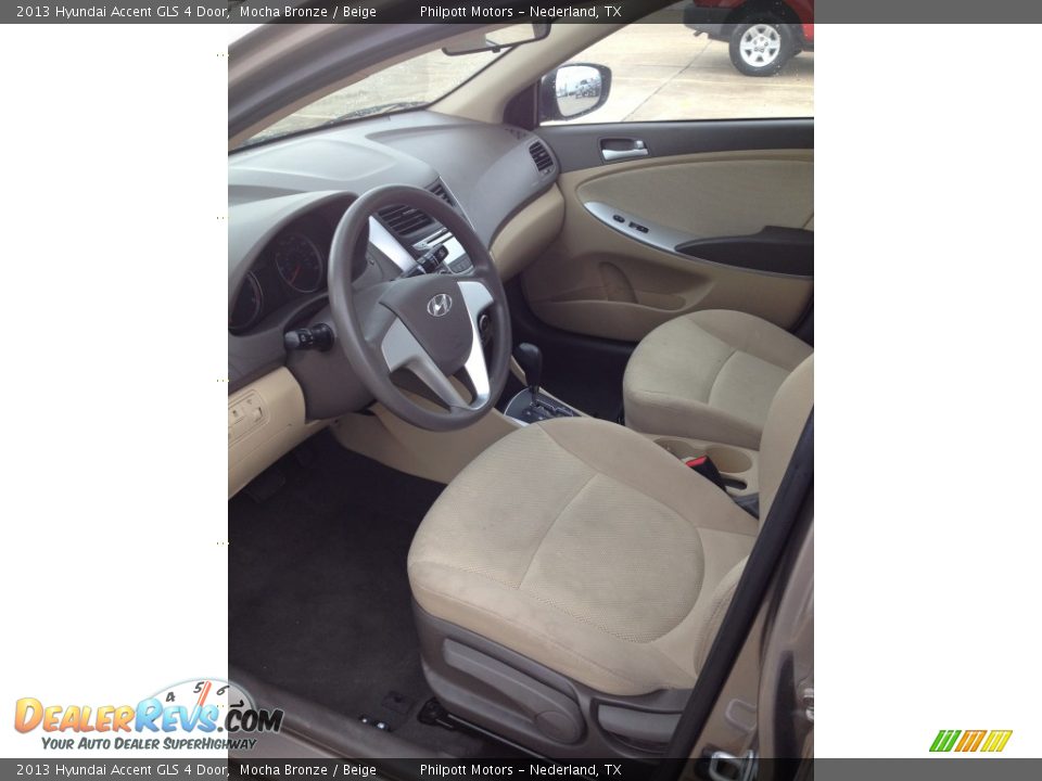 2013 Hyundai Accent GLS 4 Door Mocha Bronze / Beige Photo #2
