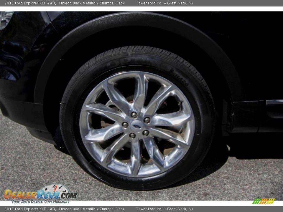 2013 Ford Explorer XLT 4WD Tuxedo Black Metallic / Charcoal Black Photo #13