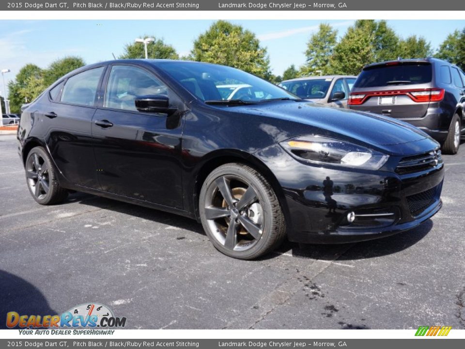 Front 3/4 View of 2015 Dodge Dart GT Photo #4