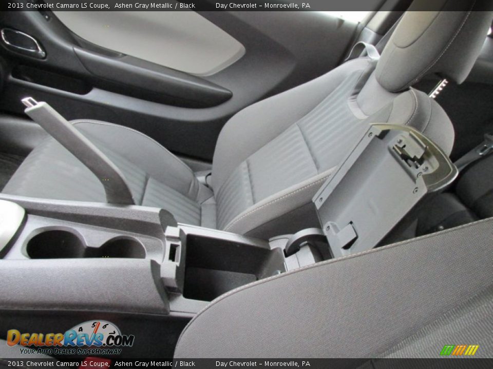 2013 Chevrolet Camaro LS Coupe Ashen Gray Metallic / Black Photo #28