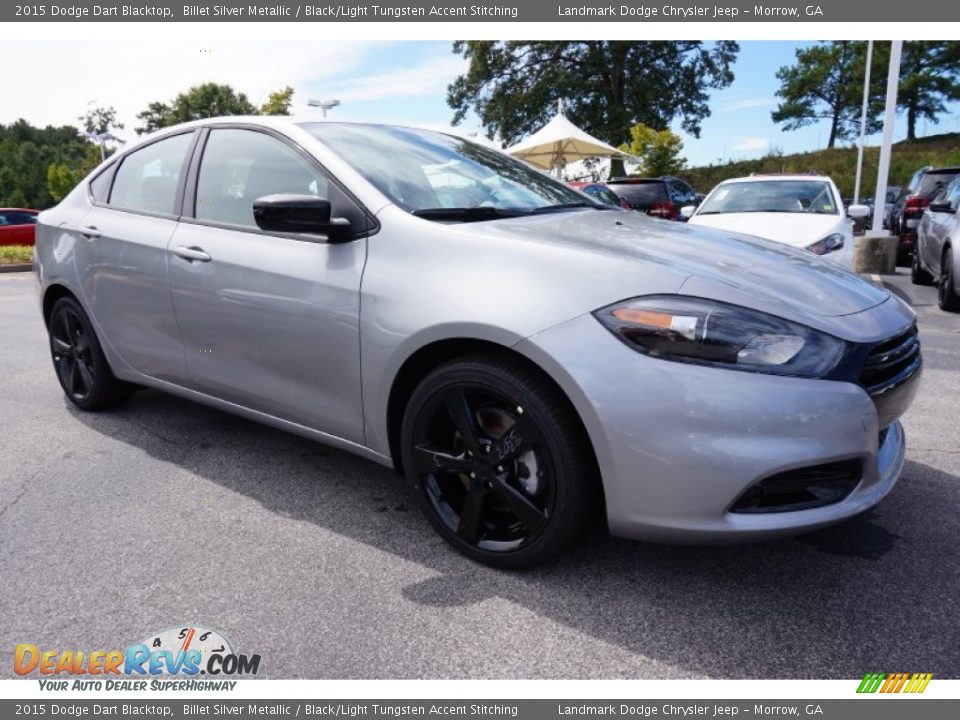 Front 3/4 View of 2015 Dodge Dart Blacktop Photo #4