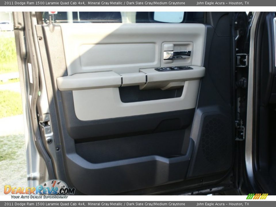 2011 Dodge Ram 1500 Laramie Quad Cab 4x4 Mineral Gray Metallic / Dark Slate Gray/Medium Graystone Photo #12