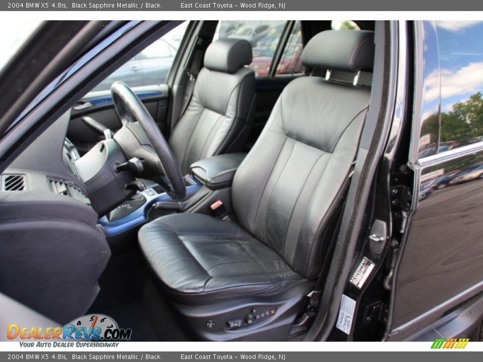 Front Seat of 2004 BMW X5 4.8is Photo #12