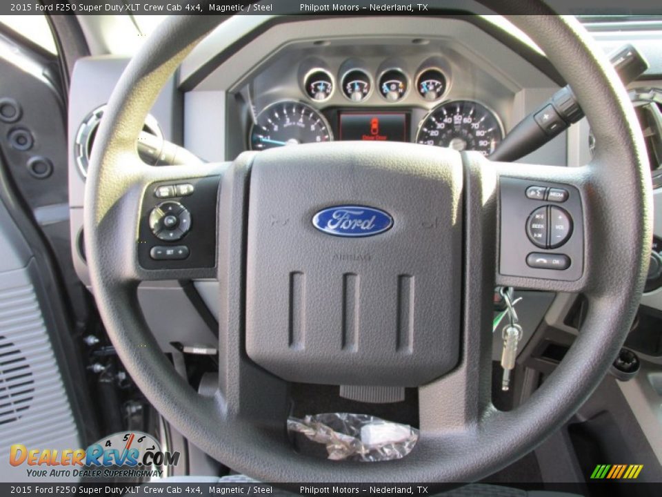 2015 Ford F250 Super Duty XLT Crew Cab 4x4 Magnetic / Steel Photo #36
