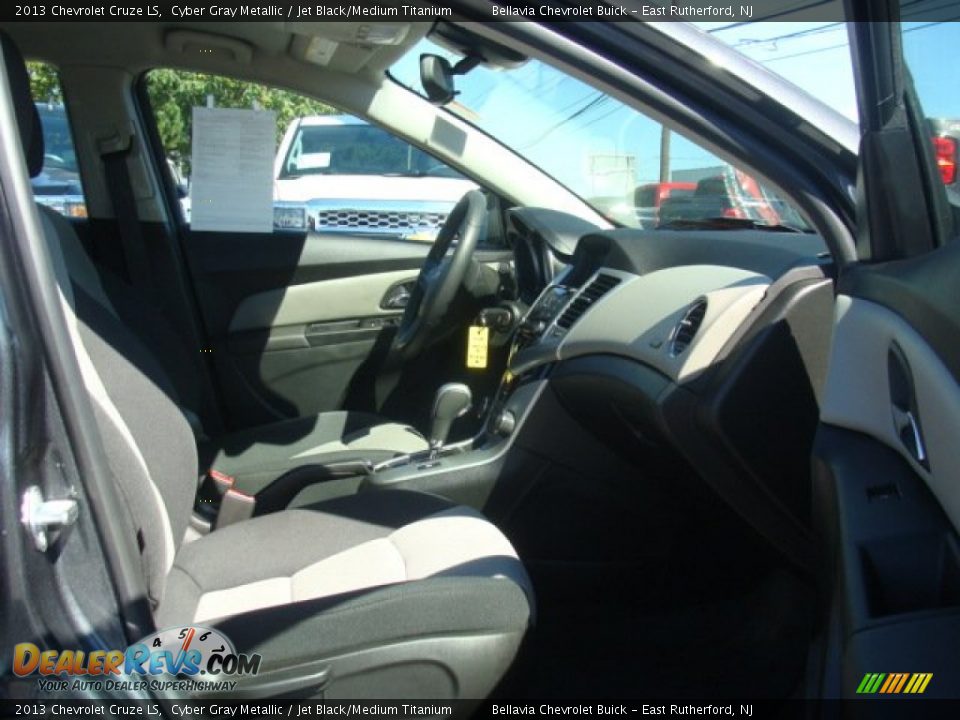 2013 Chevrolet Cruze LS Cyber Gray Metallic / Jet Black/Medium Titanium Photo #8