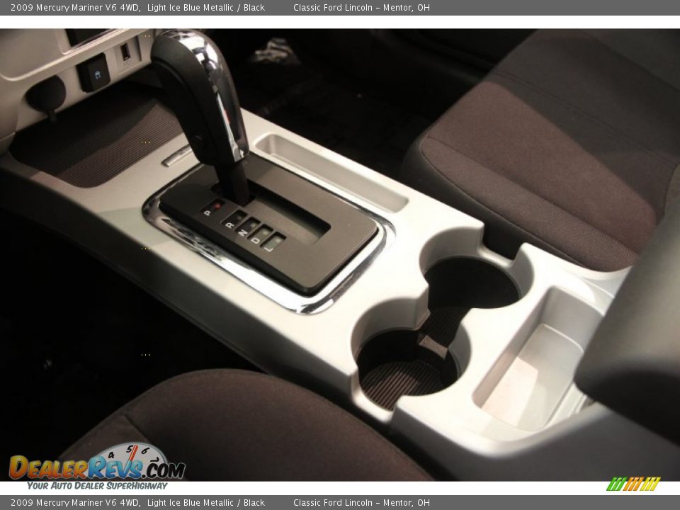 2009 Mercury Mariner V6 4WD Light Ice Blue Metallic / Black Photo #11
