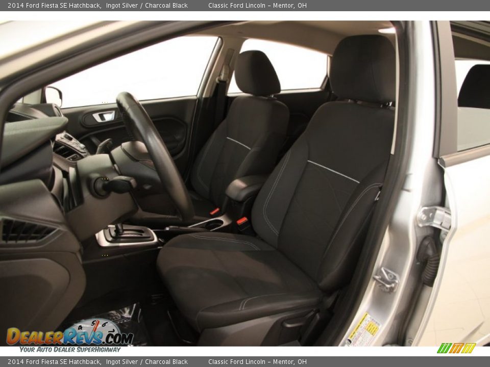 2014 Ford Fiesta SE Hatchback Ingot Silver / Charcoal Black Photo #5