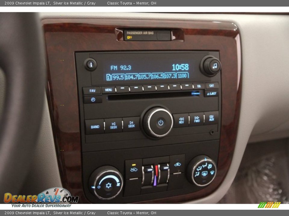 2009 Chevrolet Impala LT Silver Ice Metallic / Gray Photo #10