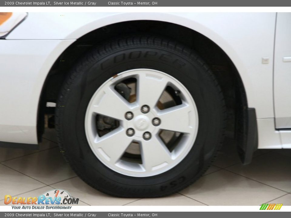 2009 Chevrolet Impala LT Silver Ice Metallic / Gray Photo #17