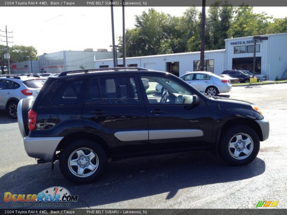 2004 Toyota RAV4 4WD Black / Taupe Photo #5