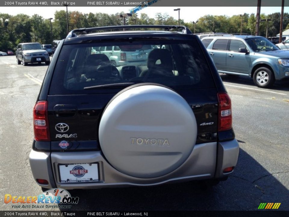 2004 Toyota RAV4 4WD Black / Taupe Photo #8