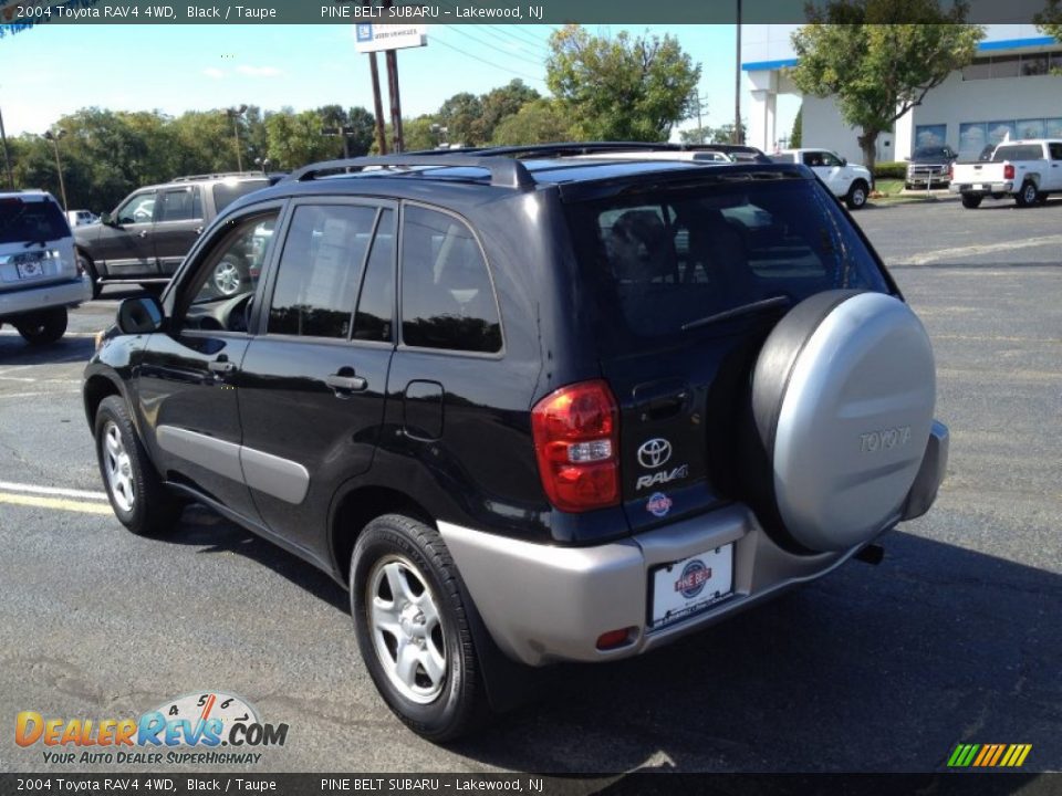 2004 Toyota RAV4 4WD Black / Taupe Photo #11