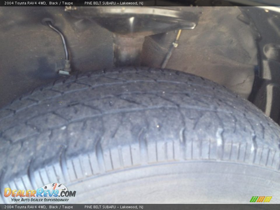 2004 Toyota RAV4 4WD Black / Taupe Photo #24