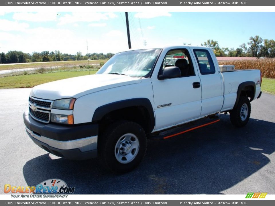 2005 Chevrolet Silverado 2500HD Work Truck Extended Cab 4x4 Summit White / Dark Charcoal Photo #1