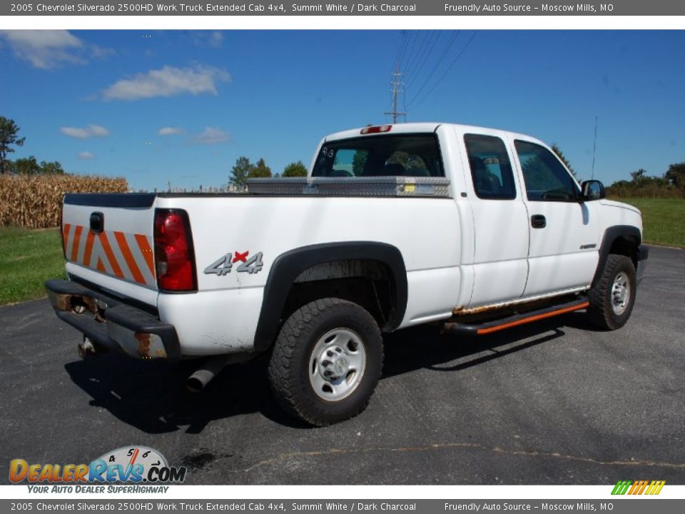 2005 Chevrolet Silverado 2500HD Work Truck Extended Cab 4x4 Summit White / Dark Charcoal Photo #4