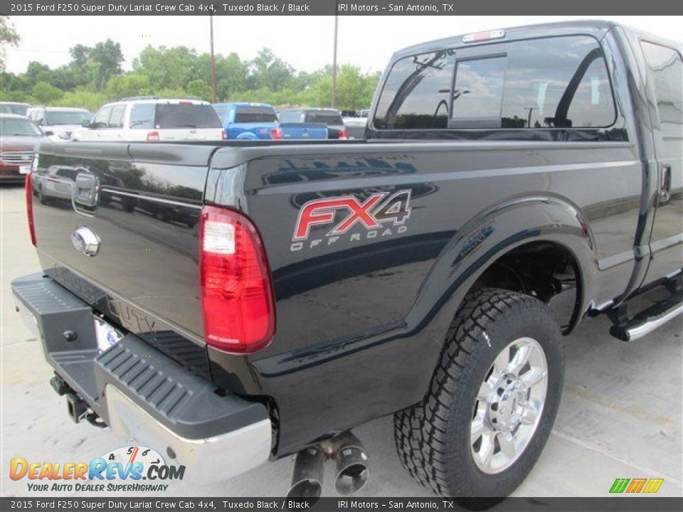 2015 Ford F250 Super Duty Lariat Crew Cab 4x4 Tuxedo Black / Black Photo #13