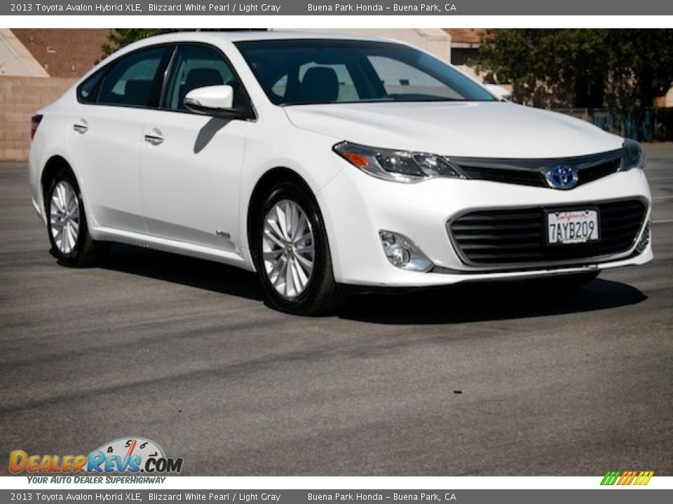 2013 Toyota Avalon Hybrid XLE Blizzard White Pearl / Light Gray Photo #1