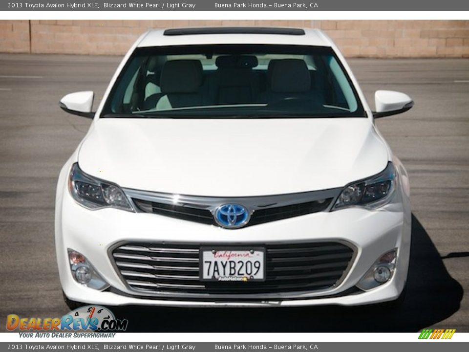 2013 Toyota Avalon Hybrid XLE Blizzard White Pearl / Light Gray Photo #8
