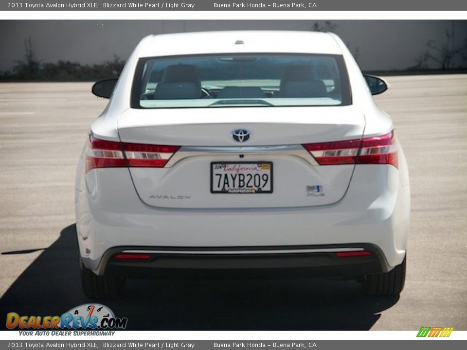 2013 Toyota Avalon Hybrid XLE Blizzard White Pearl / Light Gray Photo #11