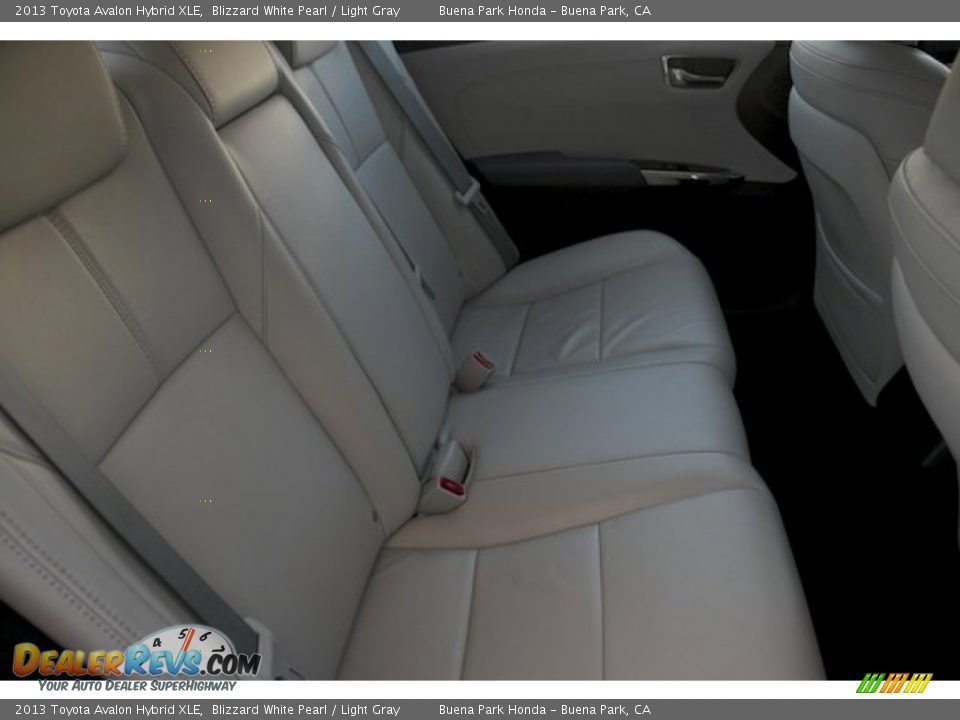 2013 Toyota Avalon Hybrid XLE Blizzard White Pearl / Light Gray Photo #19