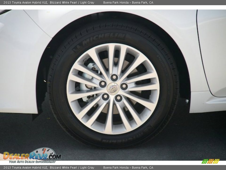 2013 Toyota Avalon Hybrid XLE Blizzard White Pearl / Light Gray Photo #36