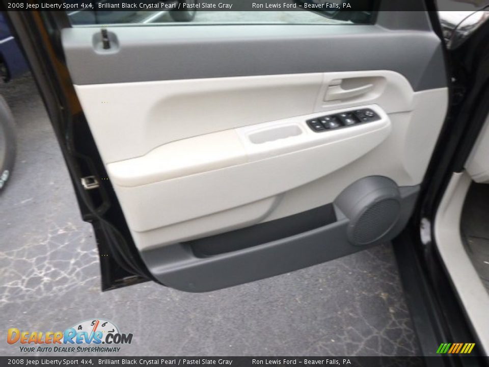 2008 Jeep Liberty Sport 4x4 Brilliant Black Crystal Pearl / Pastel Slate Gray Photo #11