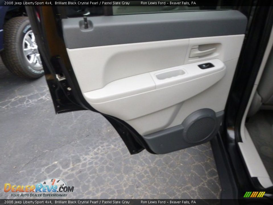 2008 Jeep Liberty Sport 4x4 Brilliant Black Crystal Pearl / Pastel Slate Gray Photo #13