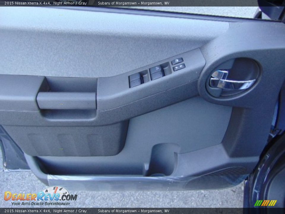 2015 Nissan Xterra X 4x4 Night Armor / Gray Photo #9
