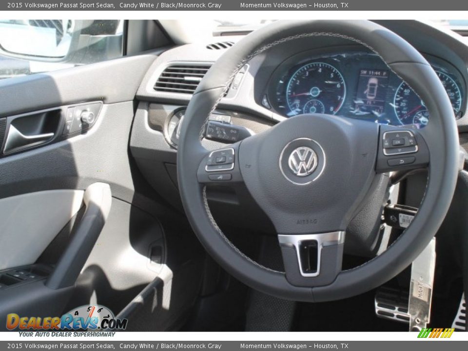 2015 Volkswagen Passat Sport Sedan Steering Wheel Photo #23