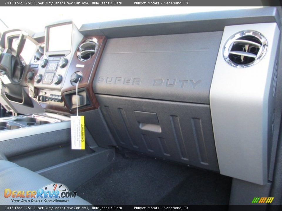 2015 Ford F250 Super Duty Lariat Crew Cab 4x4 Blue Jeans / Black Photo #20