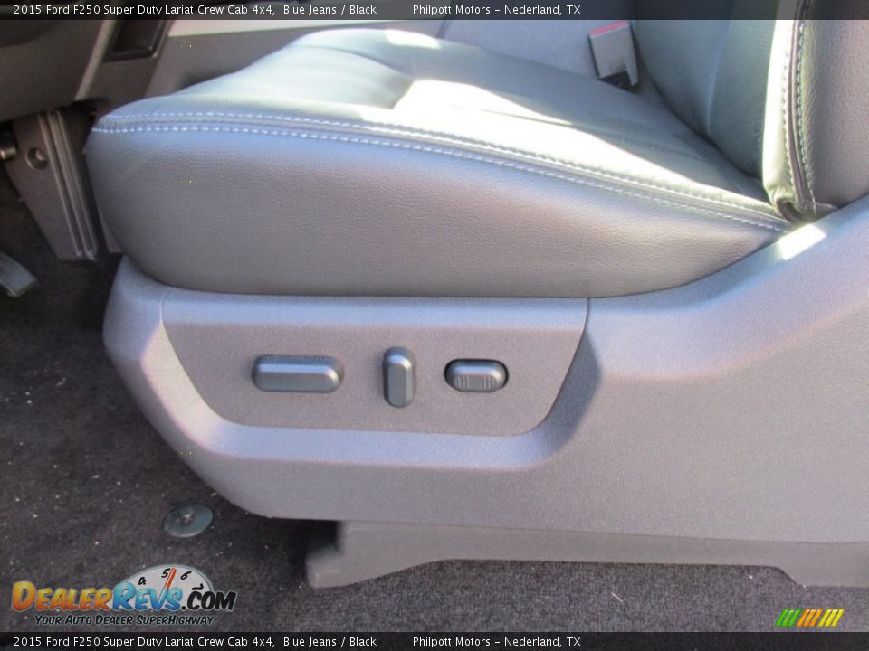 2015 Ford F250 Super Duty Lariat Crew Cab 4x4 Blue Jeans / Black Photo #28
