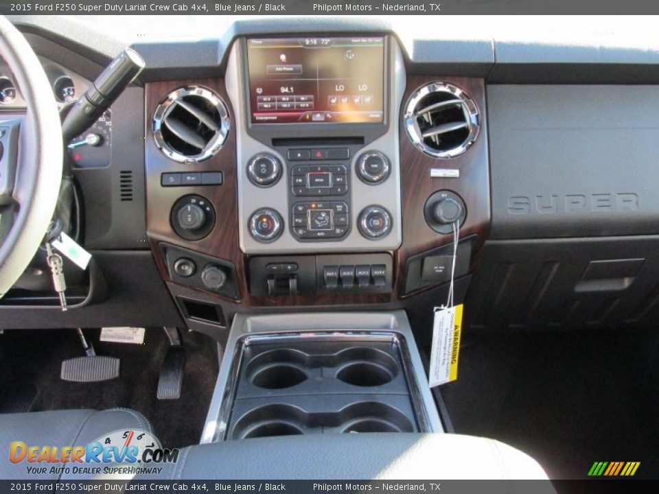 2015 Ford F250 Super Duty Lariat Crew Cab 4x4 Blue Jeans / Black Photo #31