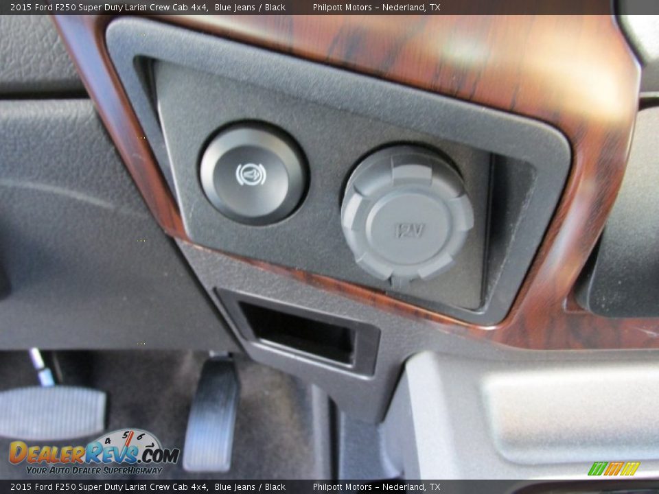 2015 Ford F250 Super Duty Lariat Crew Cab 4x4 Blue Jeans / Black Photo #36