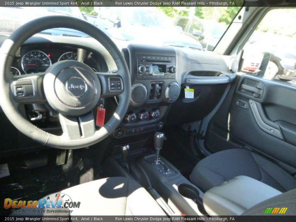 2015 Jeep Wrangler Unlimited Sport 4x4 Anvil / Black Photo #16