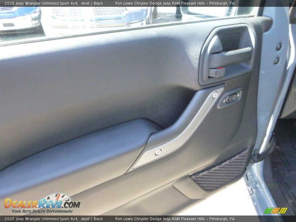 2015 Jeep Wrangler Unlimited Sport 4x4 Anvil / Black Photo #18