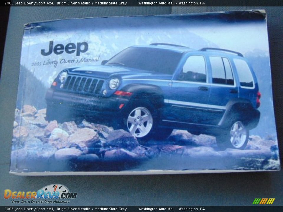 2005 Jeep Liberty Sport 4x4 Bright Silver Metallic / Medium Slate Gray Photo #18