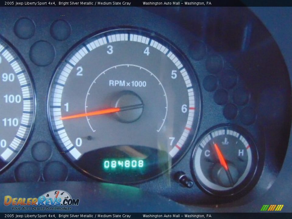 2005 Jeep Liberty Sport 4x4 Bright Silver Metallic / Medium Slate Gray Photo #20