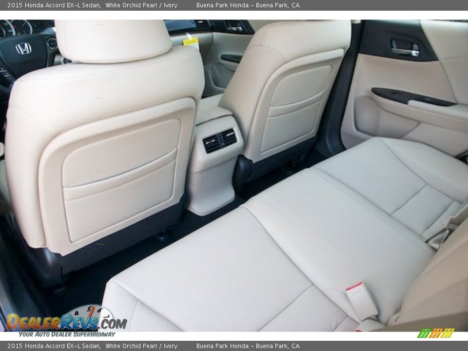 2015 Honda Accord EX-L Sedan White Orchid Pearl / Ivory Photo #13