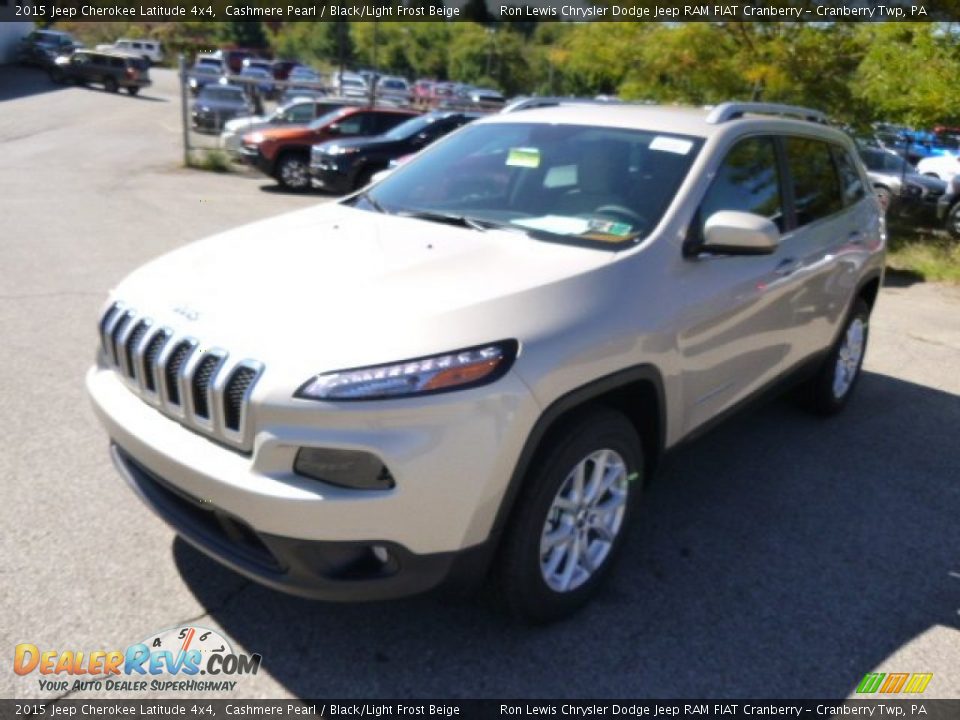 2015 Jeep Cherokee Latitude 4x4 Cashmere Pearl / Black/Light Frost Beige Photo #2