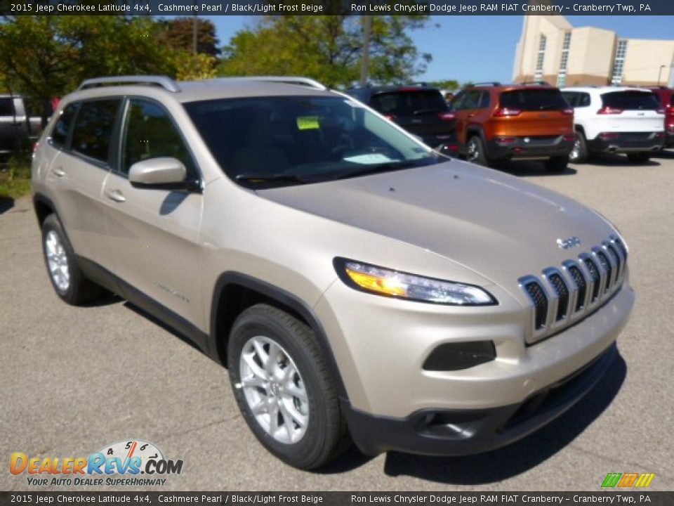 2015 Jeep Cherokee Latitude 4x4 Cashmere Pearl / Black/Light Frost Beige Photo #4