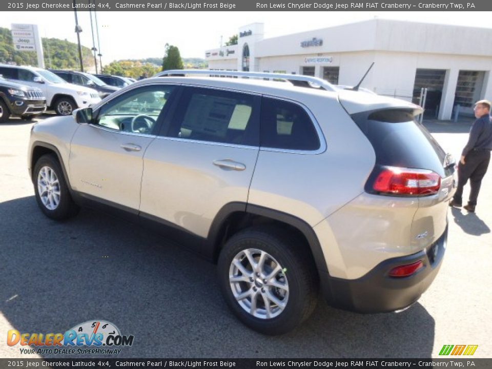 2015 Jeep Cherokee Latitude 4x4 Cashmere Pearl / Black/Light Frost Beige Photo #8