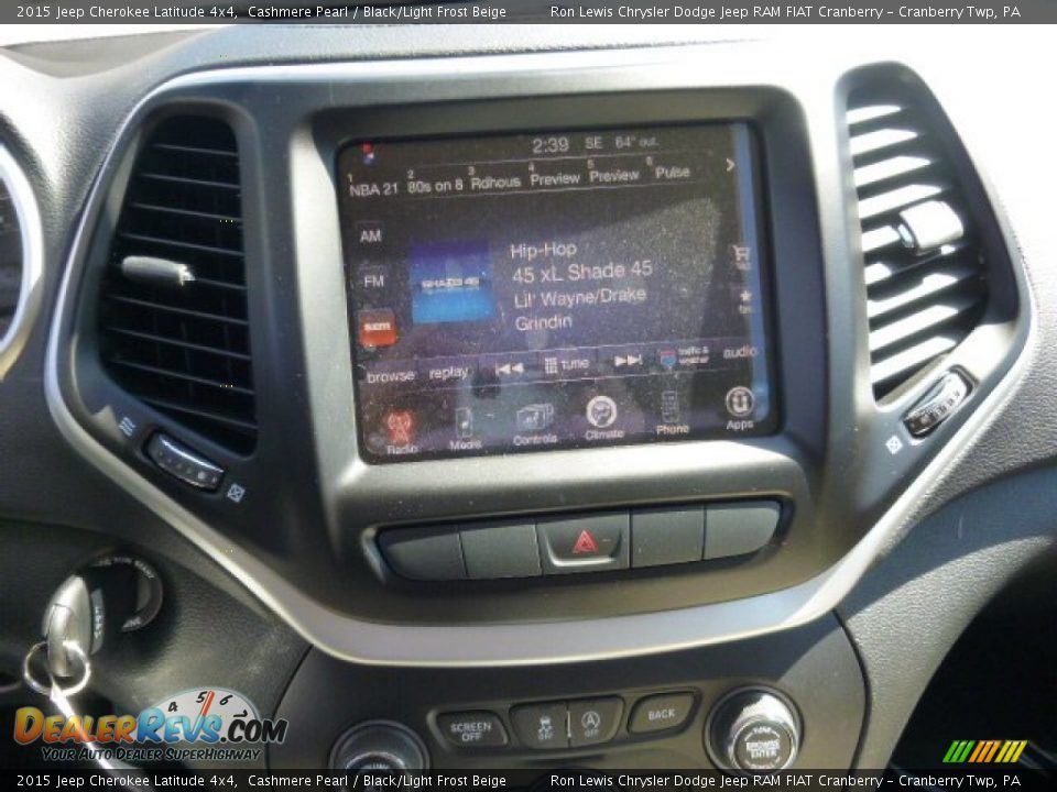 2015 Jeep Cherokee Latitude 4x4 Cashmere Pearl / Black/Light Frost Beige Photo #15