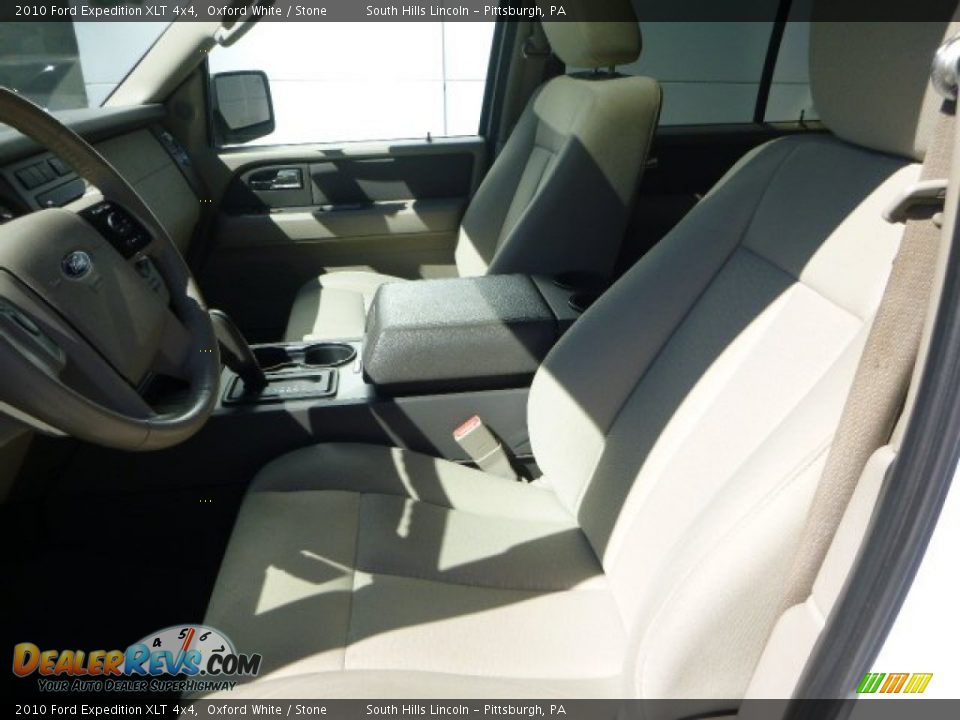 2010 Ford Expedition XLT 4x4 Oxford White / Stone Photo #12