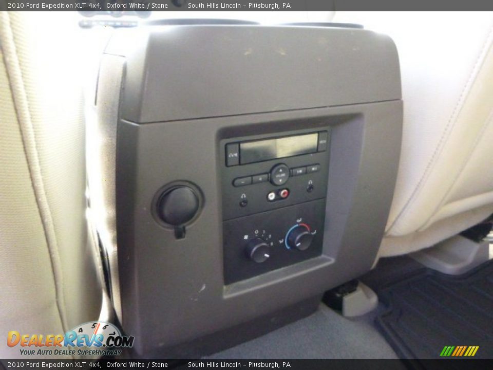 2010 Ford Expedition XLT 4x4 Oxford White / Stone Photo #15