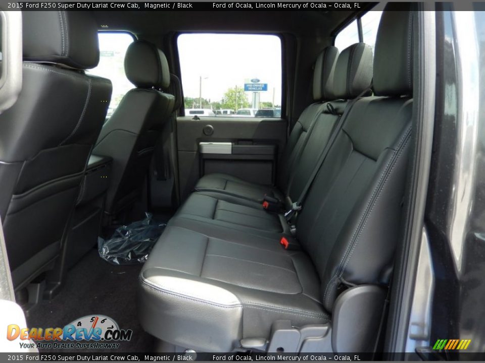 2015 Ford F250 Super Duty Lariat Crew Cab Magnetic / Black Photo #7